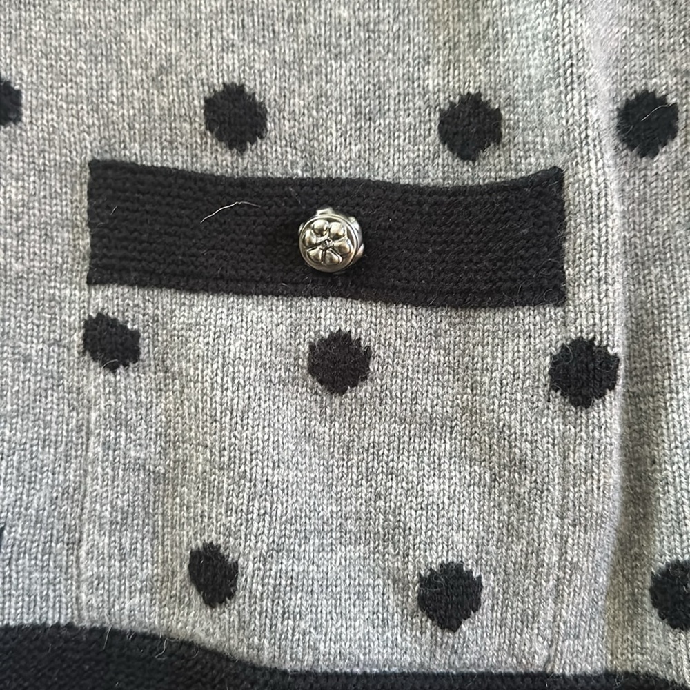 Chanel Cashmere button cardigan - Picture 5 of 9